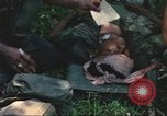 Immagine di Soldati statunitensi Saigon Vietnam Cu Chi, 1966, secondo 39 filmato di repertorio 65675060265