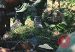 Immagine di Soldati statunitensi Saigon Vietnam Cu Chi, 1966, secondo 44 filmato di repertorio 65675060265