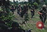 Immagine di Soldati statunitensi Saigon Vietnam Cu Chi, 1966, secondo 51 filmato di repertorio 65675060265