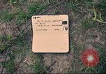 Immagine di Bell UH-1B Iroquois Huey elicottero airlifts feriti Saigon Vietnam Cu Chi, 1966, secondo 6 filmato di repertorio 65675060267