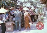 Immagine di I medici vietnamiti Tan Tru Vietnam, 1967, secondo 17 filmato di repertorio 65675060269