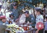 Immagine di I medici vietnamiti Tan Tru Vietnam, 1967, secondo 36 filmato di repertorio 65675060269