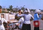 Immagine di Gli abitanti di un villaggio vietnamita Tan Tru Vietnam, 1967, secondo 58 filmato di repertorio 65675060270