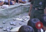Immagine di United States Air Force personale Saigon Vietnam, 1967, secondo 33 filmato di repertorio 65675060272