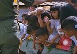 Immagine di United States Air Force personale Saigon Vietnam, 1967, secondo 45 filmato di repertorio 65675060272