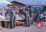 Immagine di United States Air Force personale Saigon Vietnam, 1967, secondo 17 filmato di repertorio 65675060275