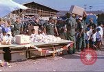 Immagine di United States Air Force personale Saigon Vietnam, 1967, secondo 30 filmato di repertorio 65675060275