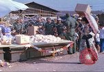 Immagine di United States Air Force personale Saigon Vietnam, 1967, secondo 33 filmato di repertorio 65675060275