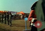 Standbild USA Band Tan Tru Vietnam, 1967, aus Sekunde 16 historischem Filmmaterial Videoclip 65675060277