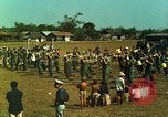 Standbild USA Band Tan Tru Vietnam, 1967, aus Sekunde 29 historischem Filmmaterial Videoclip 65675060277