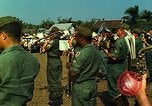 Standbild USA Band Tan Tru Vietnam, 1967, aus Sekunde 43 historischem Filmmaterial Videoclip 65675060277