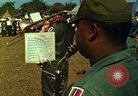 Standbild USA Band Tan Tru Vietnam, 1967, aus Sekunde 50 historischem Filmmaterial Videoclip 65675060277