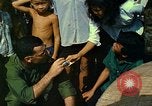 Standbild vietnamesische Volk Tan Tru Vietnam, 1967, aus Sekunde 49 historischem Filmmaterial Videoclip 65675060278