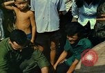 Standbild vietnamesische Volk Tan Tru Vietnam, 1967, aus Sekunde 51 historischem Filmmaterial Videoclip 65675060278