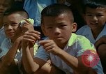 Standbild vietnamesische Kinder Saigon Vietnam, 1967, aus Sekunde 19 historischem Filmmaterial Videoclip 65675060279