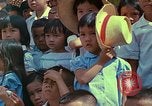 Standbild vietnamesische Kinder Saigon Vietnam, 1967, aus Sekunde 27 historischem Filmmaterial Videoclip 65675060279