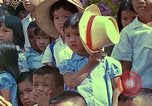 Standbild vietnamesische Kinder Saigon Vietnam, 1967, aus Sekunde 33 historischem Filmmaterial Videoclip 65675060279