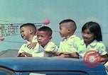 Standbild vietnamesische Kinder Saigon Vietnam, 1967, aus Sekunde 59 historischem Filmmaterial Videoclip 65675060279