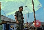Standbild Air Force Colonel Benjamin s Catlin III Saigon Vietnam, 1967, aus Sekunde 52 historischem Filmmaterial Videoclip 65675060280