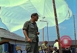 Standbild Air Force Colonel Benjamin s Catlin III Saigon Vietnam, 1967, aus Sekunde 54 historischem Filmmaterial Videoclip 65675060280
