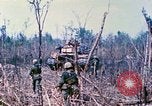 Standbild 1 Infanterie Division Vietnam, 1968, aus Sekunde 14 historischem Filmmaterial Videoclip 65675060281