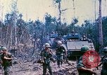 Standbild 1 Infanterie Division Vietnam, 1968, aus Sekunde 52 historischem Filmmaterial Videoclip 65675060281
