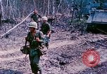 Standbild 1 Infanterie Division Vietnam, 1968, aus Sekunde 56 historischem Filmmaterial Videoclip 65675060281