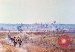 Standbild 1 Infanterie Division Vietnam, 1968, aus Sekunde 11 historischem Filmmaterial Videoclip 65675060282