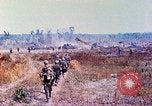 Standbild 1 Infanterie Division Vietnam, 1968, aus Sekunde 29 historischem Filmmaterial Videoclip 65675060282