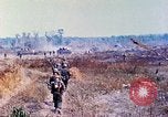 Standbild 1 Infanterie Division Vietnam, 1968, aus Sekunde 32 historischem Filmmaterial Videoclip 65675060282