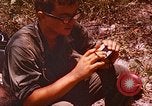 Immagine di Mobile forza fluviale soldati Dong Vietnam Tam, 1968, secondo 31 filmato di repertorio 65675060290