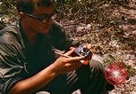 Immagine di Mobile forza fluviale soldati Dong Vietnam Tam, 1968, secondo 40 filmato di repertorio 65675060290