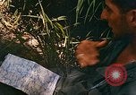 Immagine di Mobile forza fluviale soldati Dong Vietnam Tam, 1968, secondo 47 filmato di repertorio 65675060290