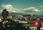 Immagine di Il popolo italiano Napoli Italia, 1944, secondo 45 filmato di repertorio 65675060291