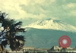 Immagine di Il popolo italiano Napoli Italia, 1944, secondo 53 filmato di repertorio 65675060291