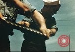 Standbild USA Soldaten Neapel Italien, 1944, aus Sekunde 47 historischem Filmmaterial Videoclip 65675060296