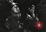 Standbild Marine Corps Pacific Theater, 1944, aus Sekunde 19 historischem Filmmaterial Videoclip 65675060322