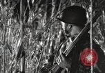 Standbild Marine Corps Pacific Theater, 1944, aus Sekunde 32 historischem Filmmaterial Videoclip 65675060322