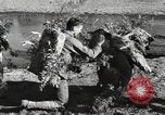 Standbild Marine Corps Pacific Theater, 1944, aus Sekunde 11 historischem Filmmaterial Videoclip 65675060327