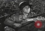 Standbild Marine Corps Pacific Theater, 1944, aus Sekunde 13 historischem Filmmaterial Videoclip 65675060328