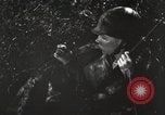 Standbild Marine Corps Pacific Theater, 1944, aus Sekunde 35 historischem Filmmaterial Videoclip 65675060328
