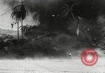 Standbild Marine Corps Pacific Theater, 1944, aus Sekunde 17 historischem Filmmaterial Videoclip 65675060330