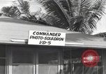 Standbild Luft Besatzungsmitglieder Pacific Theater, 1945, aus Sekunde 35 historischem Filmmaterial Videoclip 65675060332