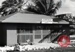 Standbild Luft Besatzungsmitglieder Pacific Theater, 1945, aus Sekunde 43 historischem Filmmaterial Videoclip 65675060332