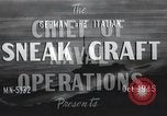 Standbild deutsche und italienische sneak craft Boote und Schwimmer Europa, 1945, aus Sekunde 11 historischem Filmmaterial Videoclip 65675060338