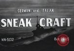 Standbild deutsche und italienische sneak craft Boote und Schwimmer Europa, 1945, aus Sekunde 15 historischem Filmmaterial Videoclip 65675060338