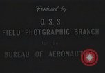 Standbild deutsche und italienische sneak craft Boote und Schwimmer Europa, 1945, aus Sekunde 34 historischem Filmmaterial Videoclip 65675060338