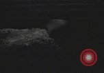 Standbild deutsche und italienische sneak craft Boote und Schwimmer Europa, 1945, aus Sekunde 38 historischem Filmmaterial Videoclip 65675060338