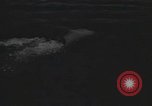 Standbild deutsche und italienische sneak craft Boote und Schwimmer Europa, 1945, aus Sekunde 40 historischem Filmmaterial Videoclip 65675060338