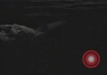 Standbild deutsche und italienische sneak craft Boote und Schwimmer Europa, 1945, aus Sekunde 46 historischem Filmmaterial Videoclip 65675060338